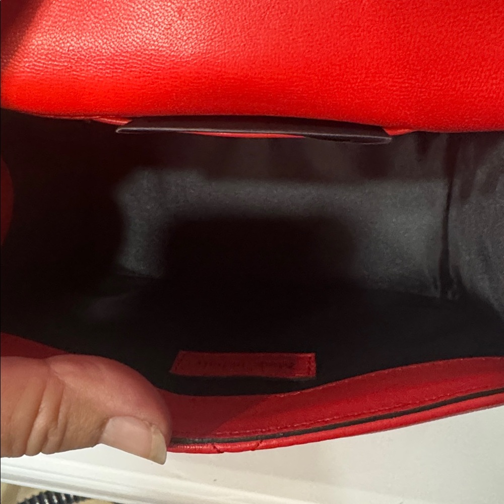 ❤️ Moschino Quilted Red Satchel w Gold Hearts ❤️ with Dust bag - Picture 8 of 11